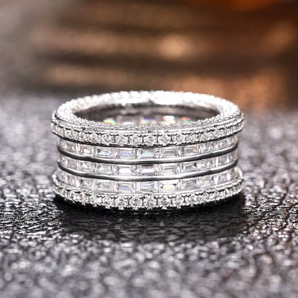NEW 18k White Gold Diamond Eternity Ring Band